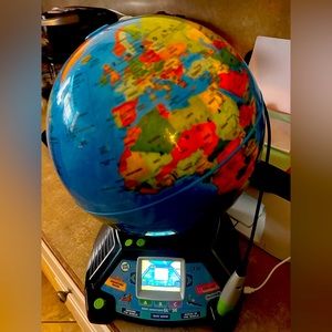 Leapfrog Learning globe